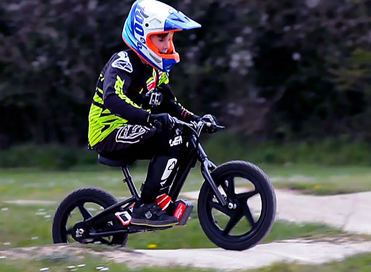 amped-a16-electric-balance-bike-for-kids